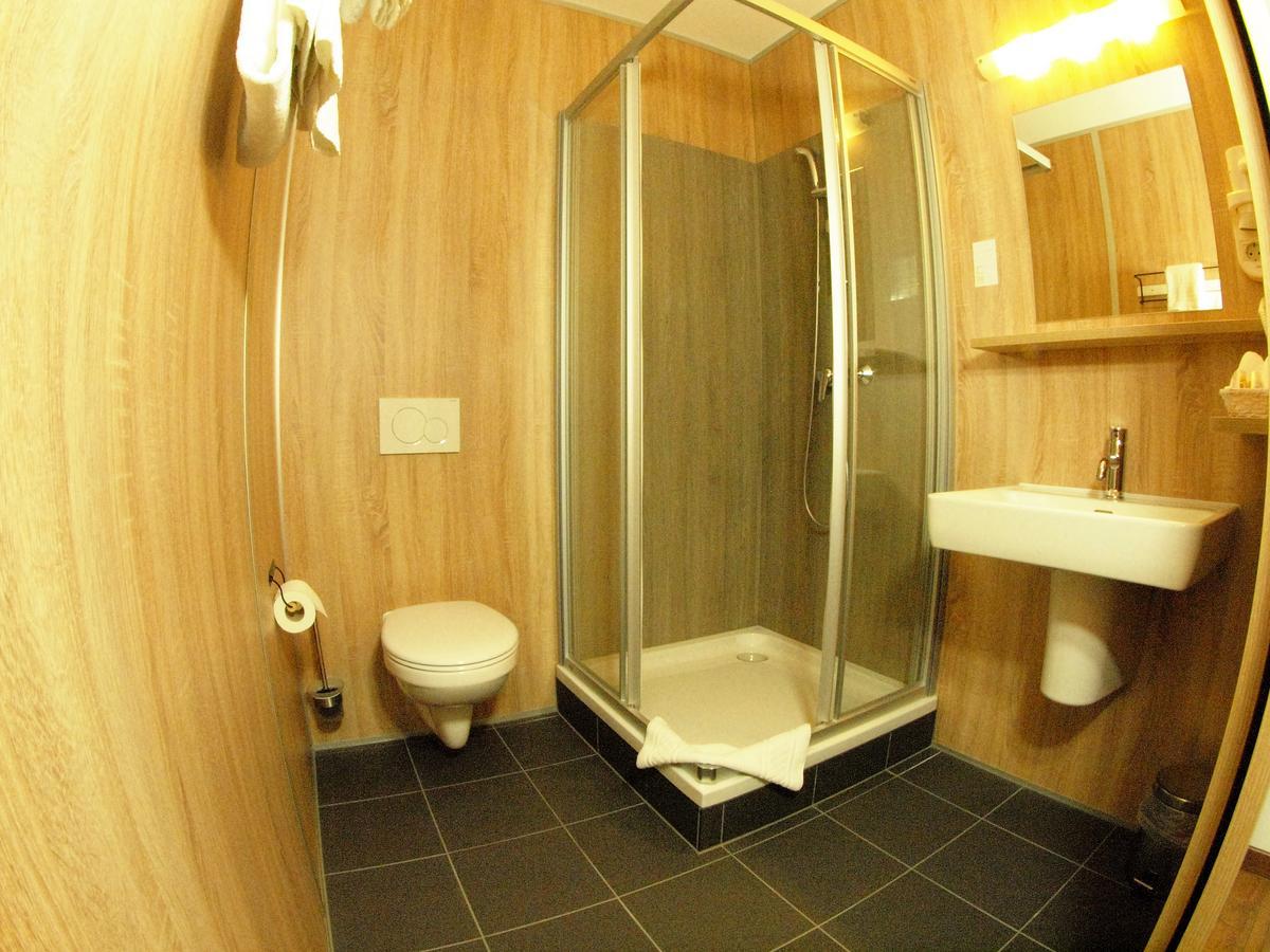 Hotel Traumfabrik Büttelborn Eksteriør billede