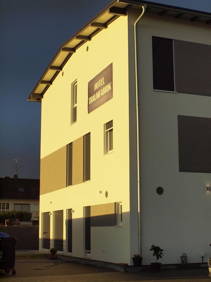 Hotel Traumfabrik Büttelborn Eksteriør billede